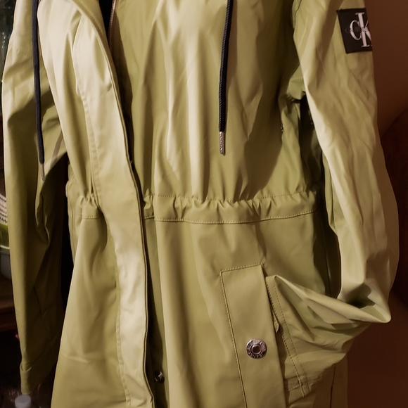Calvin klein Jeans Women's full length rain coat. - Picture 2 of 9